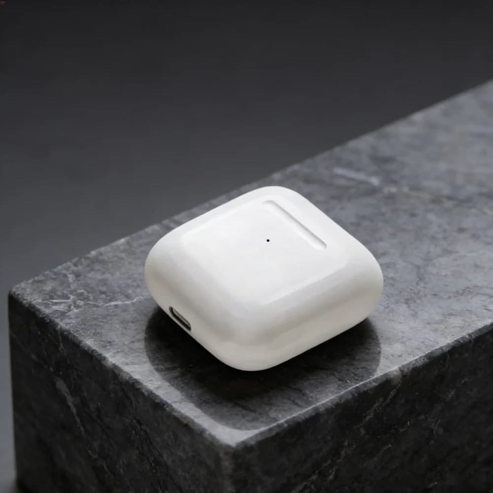 Beard Pods, boîtier posé sur marbre